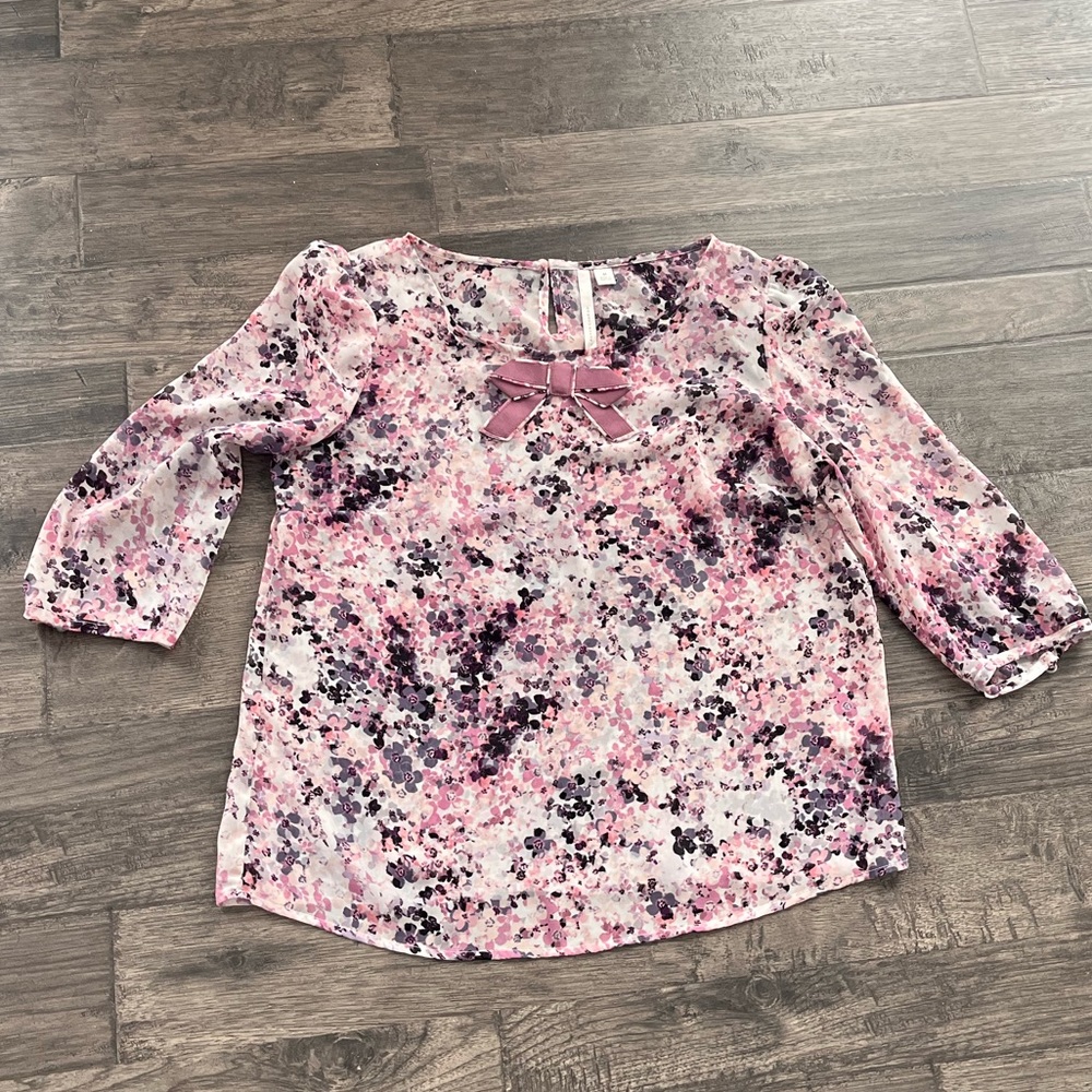 LC Lauren Conrad Floral Top Size Medium
